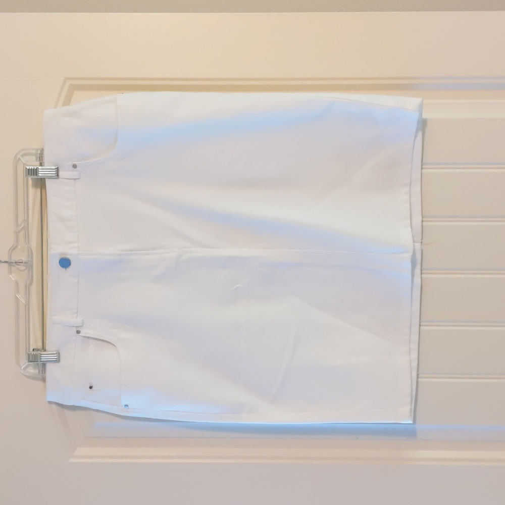Rafaella Studio White Skirt